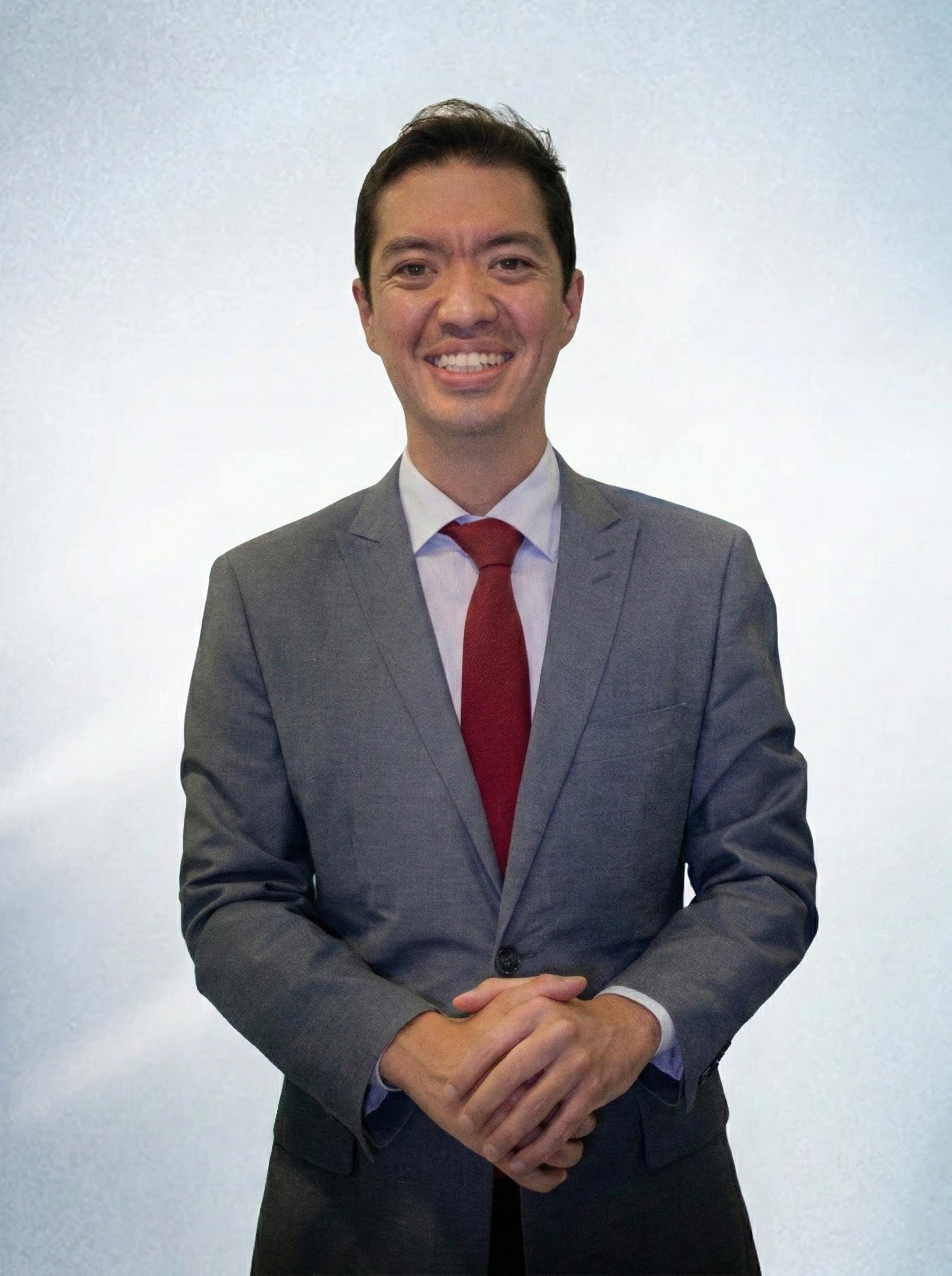 Dr. Gustavo Mori Gabriel